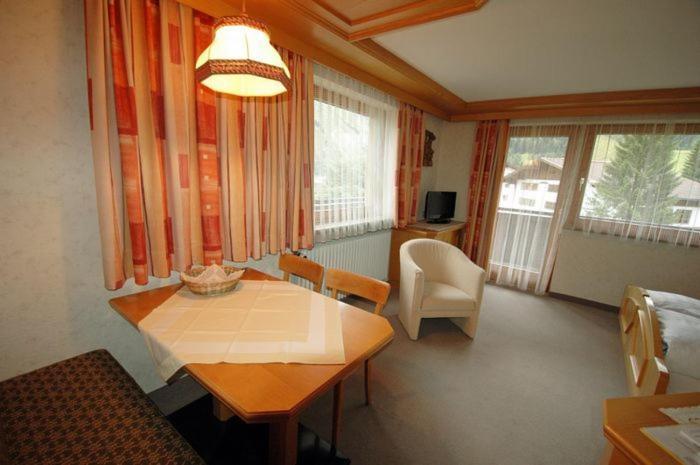 Tanneck Garni Apartment Берванг Екстериор снимка